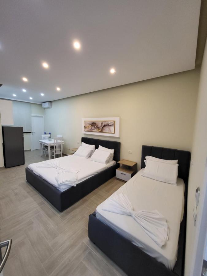 Delmar Apartments Golem  Luaran gambar