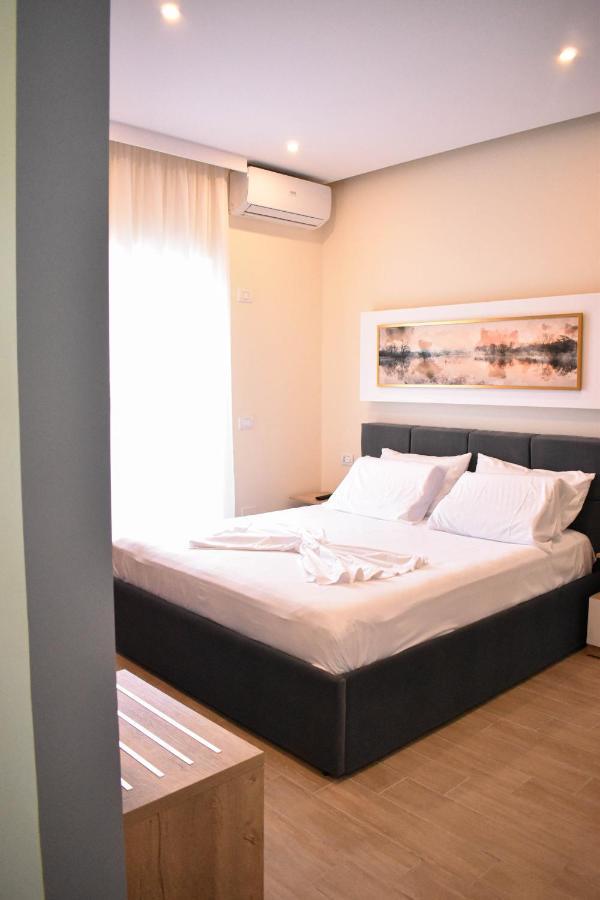 Delmar Apartments Golem  Luaran gambar