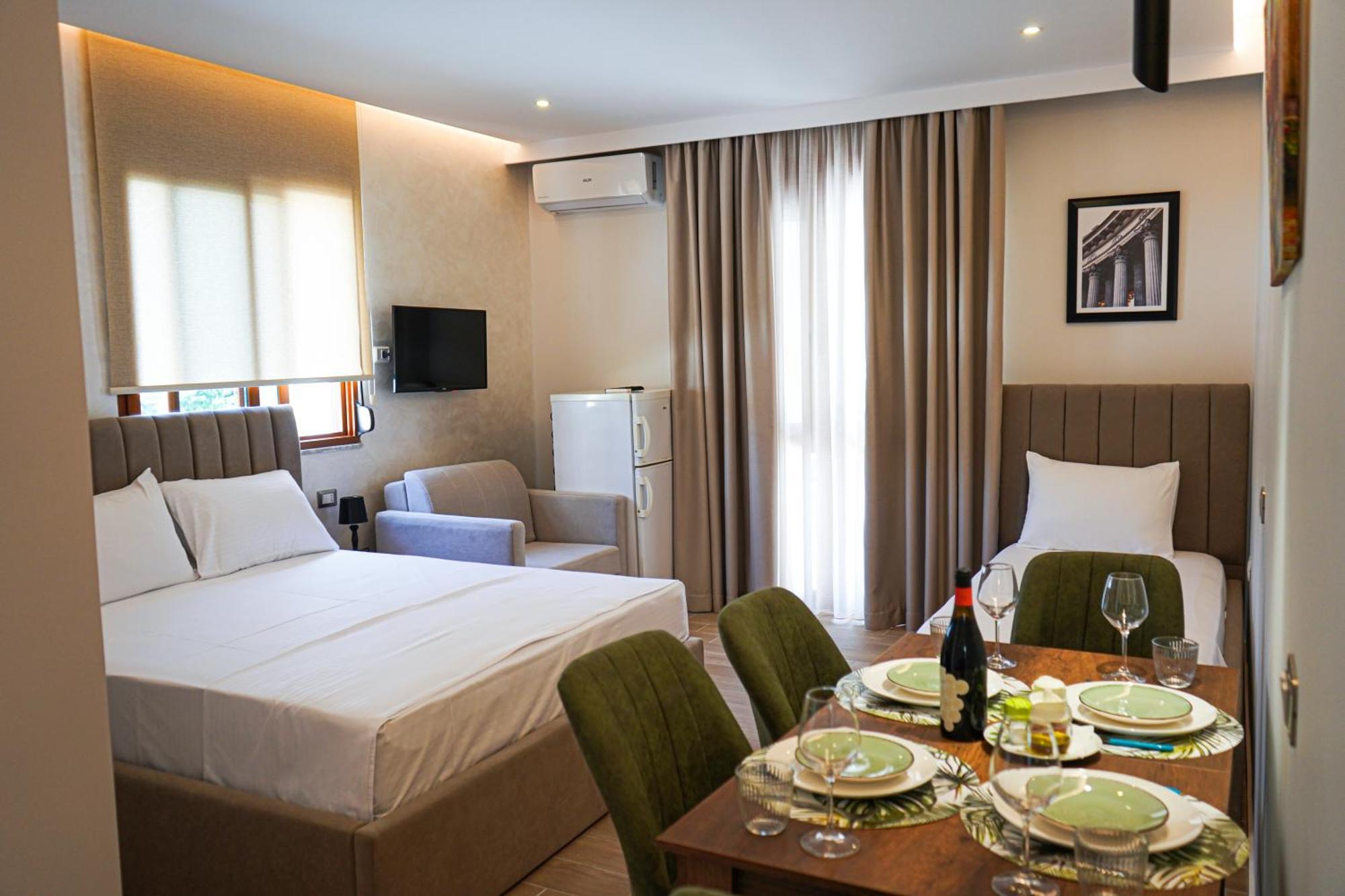Delmar Apartments Golem  Luaran gambar