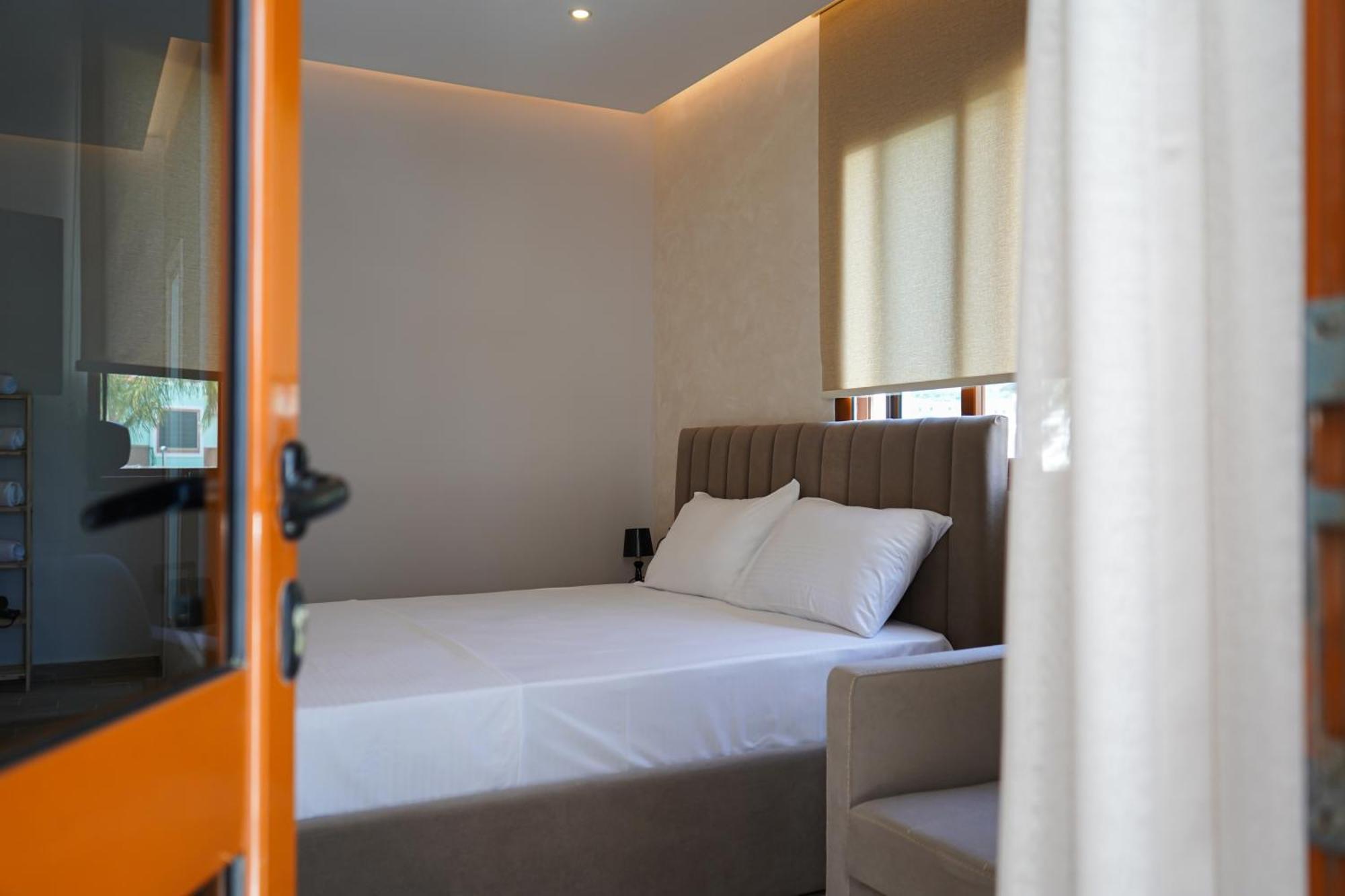 Delmar Apartments Golem  Luaran gambar